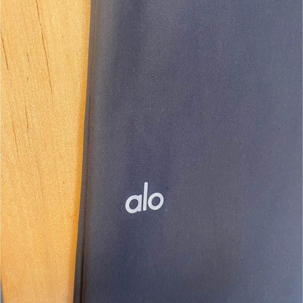 Alo Zipper Pant